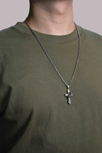 Load image into Gallery viewer, Antique Crown Pattern Cross 925 Silver Pendant
