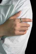 Load image into Gallery viewer, 925 Sterling Silver Simple Ring