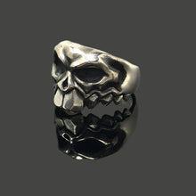 Load image into Gallery viewer, 925 Sterling Silver Big Teeth Skull Ring