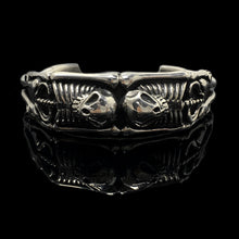 Load image into Gallery viewer, Retro Silver Double Skull Open Bracelet