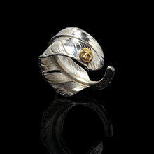 Load image into Gallery viewer, Takahashi Goro Small Feather 925 Silver Ring