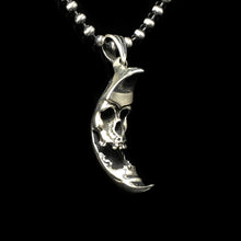 Load image into Gallery viewer, Retro Skull 925 Sterling Silver Moon Pendant