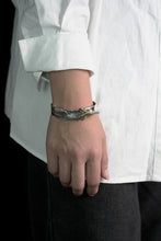 Load image into Gallery viewer, Takahashi Goro Feather Retro Sterling Silver Bangle