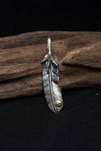 Load image into Gallery viewer, Left Eagle Claw Feather Retro 925 Silver Pendant Japan Takahashi Goro