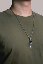 Load image into Gallery viewer, Right Eagle Claw Feather Retro 925 Silver Pendant Japan Takahashi Goro