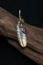 Load image into Gallery viewer, Left Eagle Claw Feather Retro 925 Silver Pendant Japan Takahashi Goro with Brass