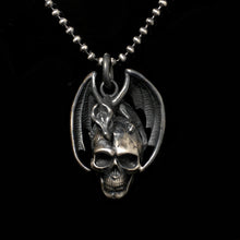 Load image into Gallery viewer, Dragon Skull Silver Pendant Oxidized Unisex Dragon Skull Pendant Jewelry