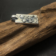 Load image into Gallery viewer, Men's Titanium Silver Pendant Rectangle with Skull Pattern