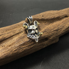 Load image into Gallery viewer, Vintage 925 Sterling Silver Bear Pendant