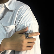 Load image into Gallery viewer, Vintage Sterling Silver 3 Interlocking Star Ring Jewelry