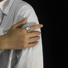 Load image into Gallery viewer, Zig Zag Star Stamp Ring 925 Sterling Silver Jewelry