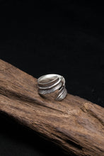 Load image into Gallery viewer, 925 Sterling Silver Feather Ring 

