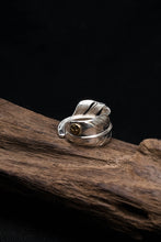 Load image into Gallery viewer, Takahashi Goro Small Feather 925 Silver Ring