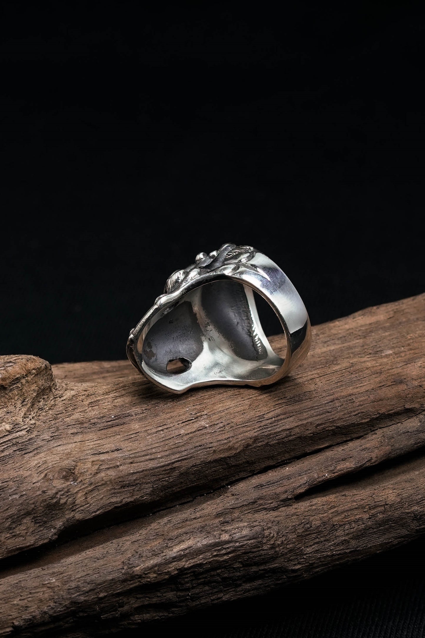 Retro Silver Exaggerated Skull Rings