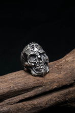 Load image into Gallery viewer, Retro Gothic Skull Silver Ring