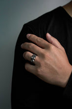 Load image into Gallery viewer, Retro Handmade Silver Vintage Flat Skull Ring