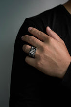 Load image into Gallery viewer, Retro 925 Sterling Silver Fist Ring
