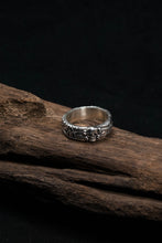 Load image into Gallery viewer, Small Skull Retro 925 Sterling Silver Ring