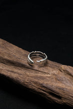 Load image into Gallery viewer, Retro 925 Sterling Silver Open Feather Ring