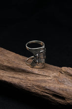 Load image into Gallery viewer, Sterling Silver Retro Spartan Hero Helmet Mask Ring
