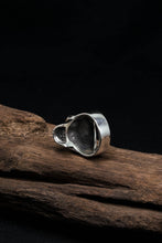 Load image into Gallery viewer, Vintage 925 Sterling Silver Gothic Skeleton Ring