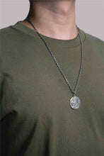 Load image into Gallery viewer, Retro 925 Sterling Silver Christian Jesus Pendant