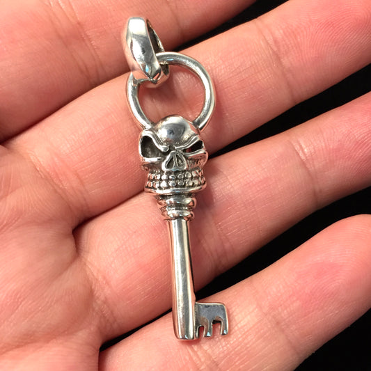 Antique Skull Key 925 Silver Pendant