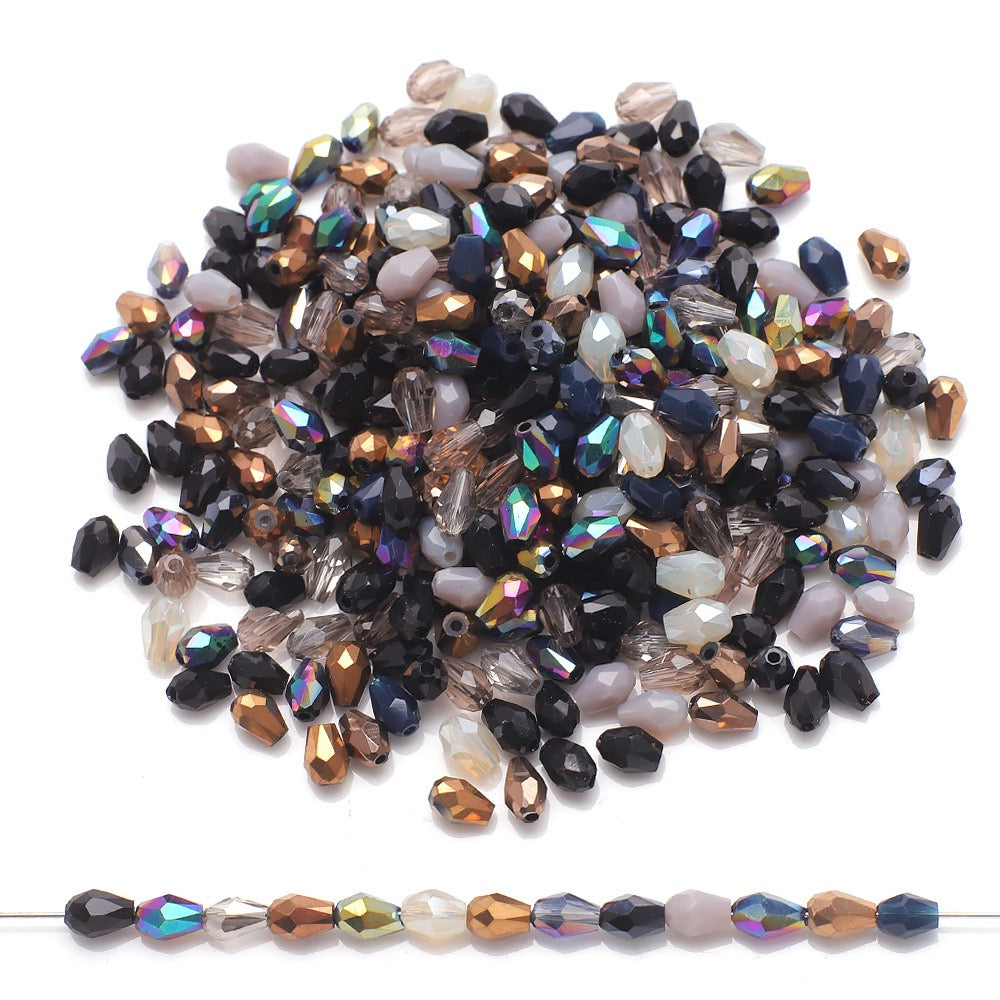 200pcs Medium Hole Teardrop-Shaped Glass Beads