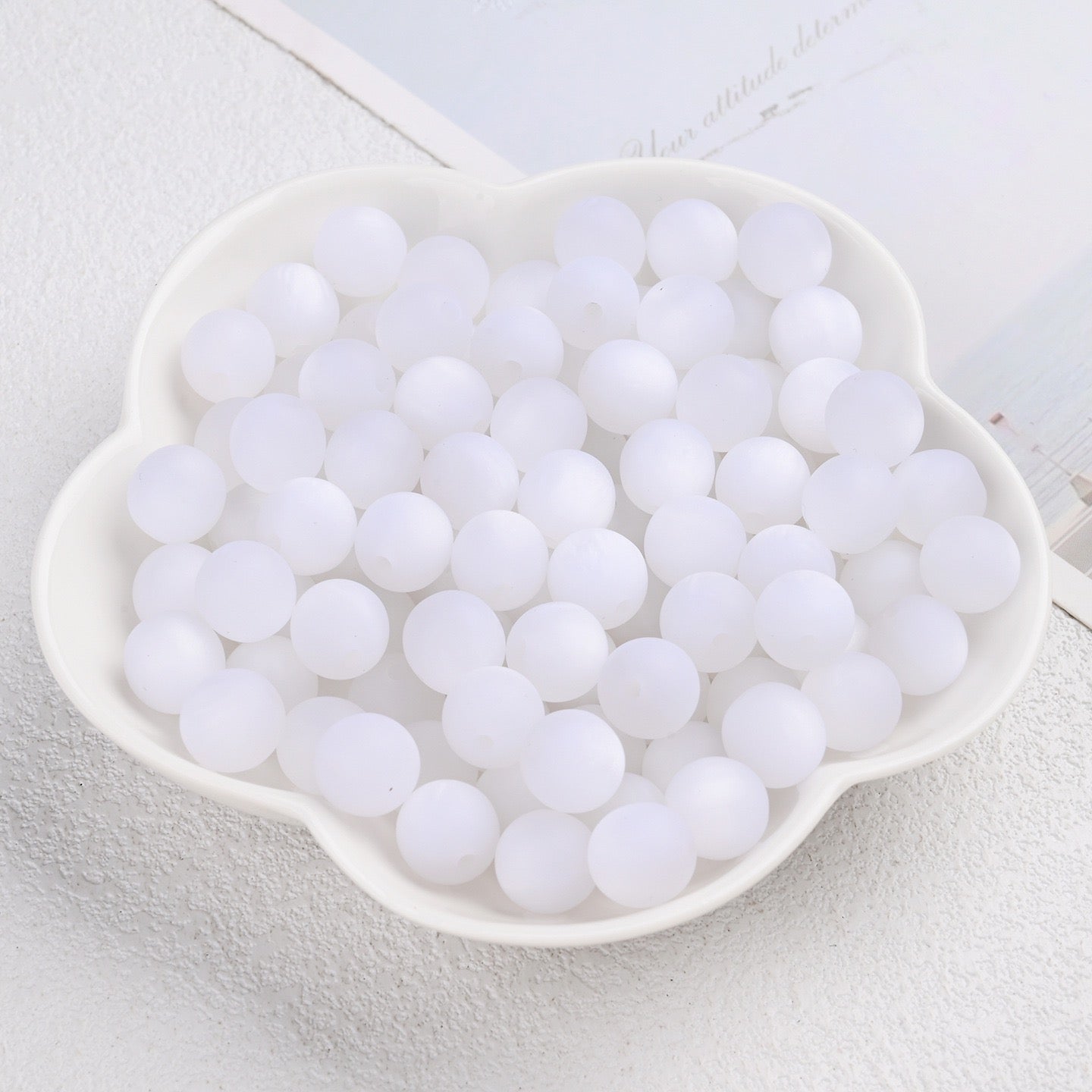 50pcs Matte Dreamy Cat Eye Resin Round Beads