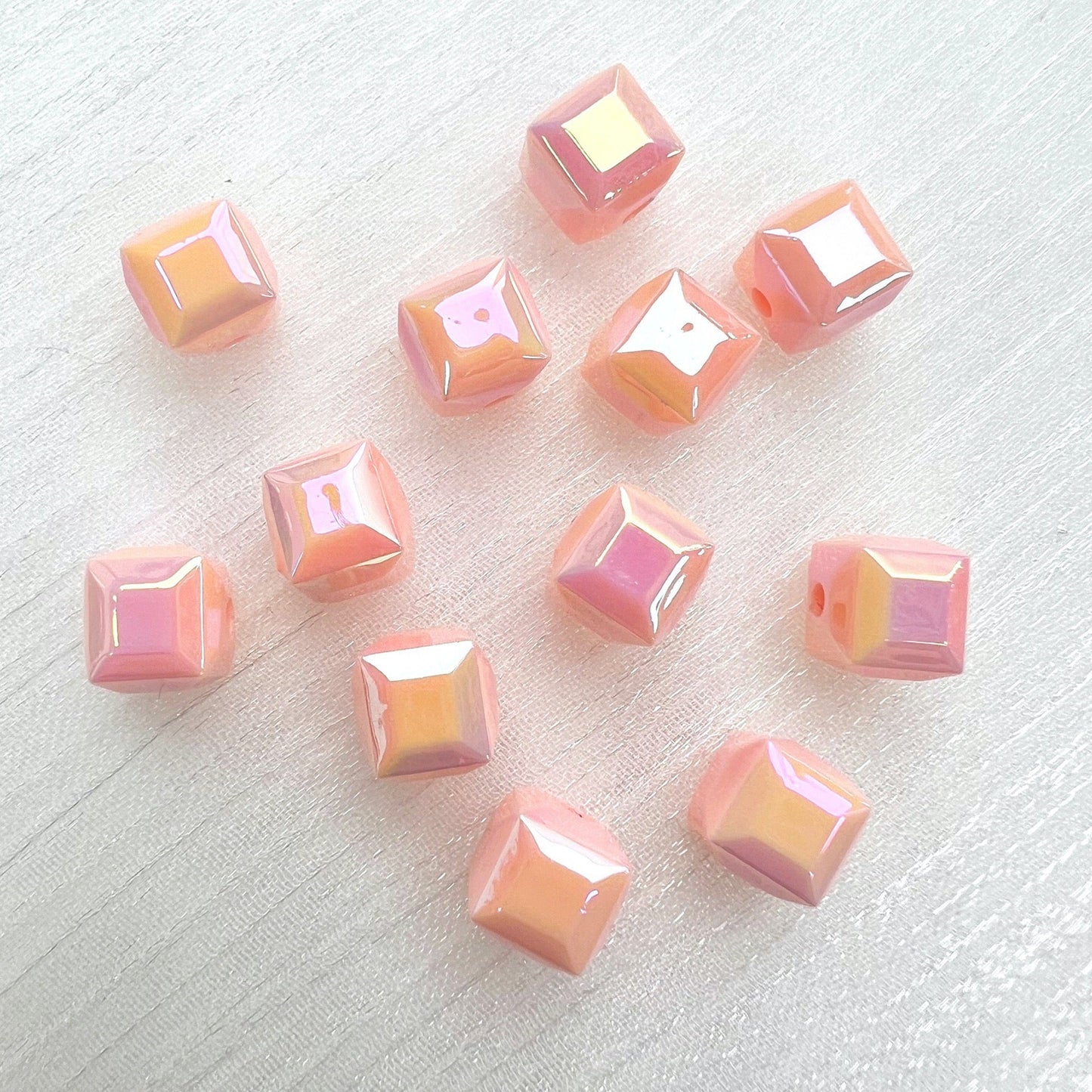 60pcs Transparent Acrylic Cube Beads