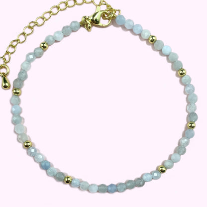 Aquamarine Linked Crystal Bracelet for Focus and Concentration