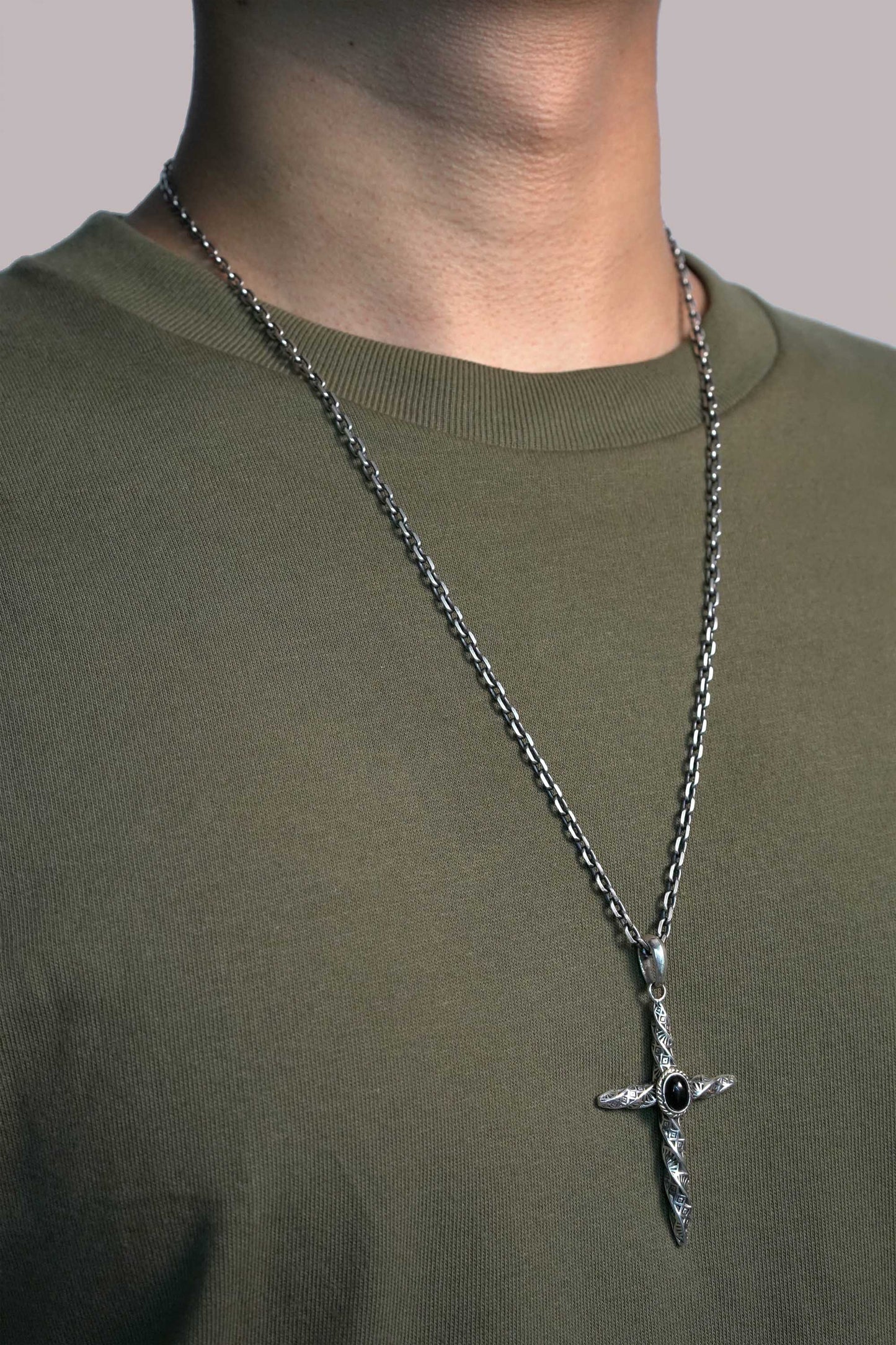 Twisted Cross 925 Silver Pendant with Onyx