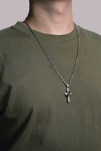 Load image into Gallery viewer, Antique Crown Pattern Cross 925 Silver Pendant
