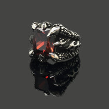 Load image into Gallery viewer, Retro Dragon Claw Close Inlaid Zircon Crystal Ring
