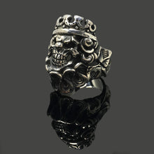 Load image into Gallery viewer, Retro Silver Personality King Skull Ring

