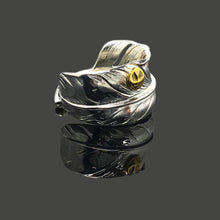 Load image into Gallery viewer, Takahashi Goro 925 Silver Small Feather Ring
