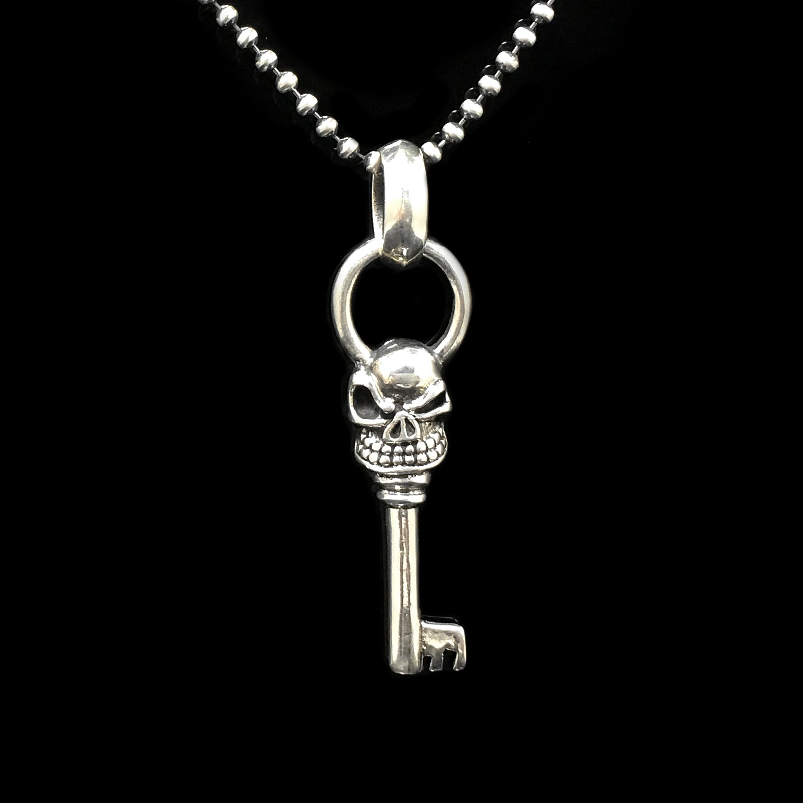 Antique Skull Key 925 Silver Pendant