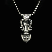 Load image into Gallery viewer, Retro 925 Silver Snake Animal Pendant
