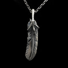 Load image into Gallery viewer, Right  Eagle Claw Feather Retro 925 Silver Leaf Goro Takahashi Pendant

