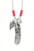 Load image into Gallery viewer, Retro Takahashi Goro Eagle Claw Feather Necklace Set
