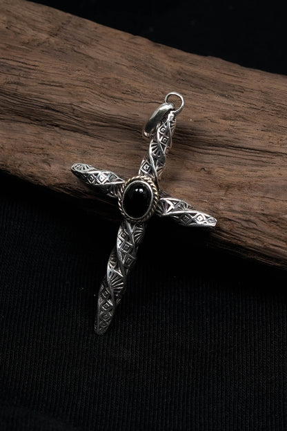 Twisted Cross 925 Silver Pendant with Onyx