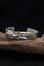 Load image into Gallery viewer, Takahashi Goro Feather Retro Sterling Silver Bangle
