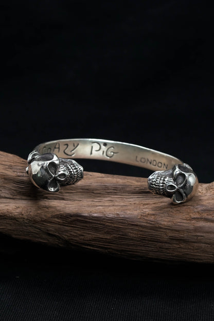 Retro Silver Domineering Double Skull Open Bangle
