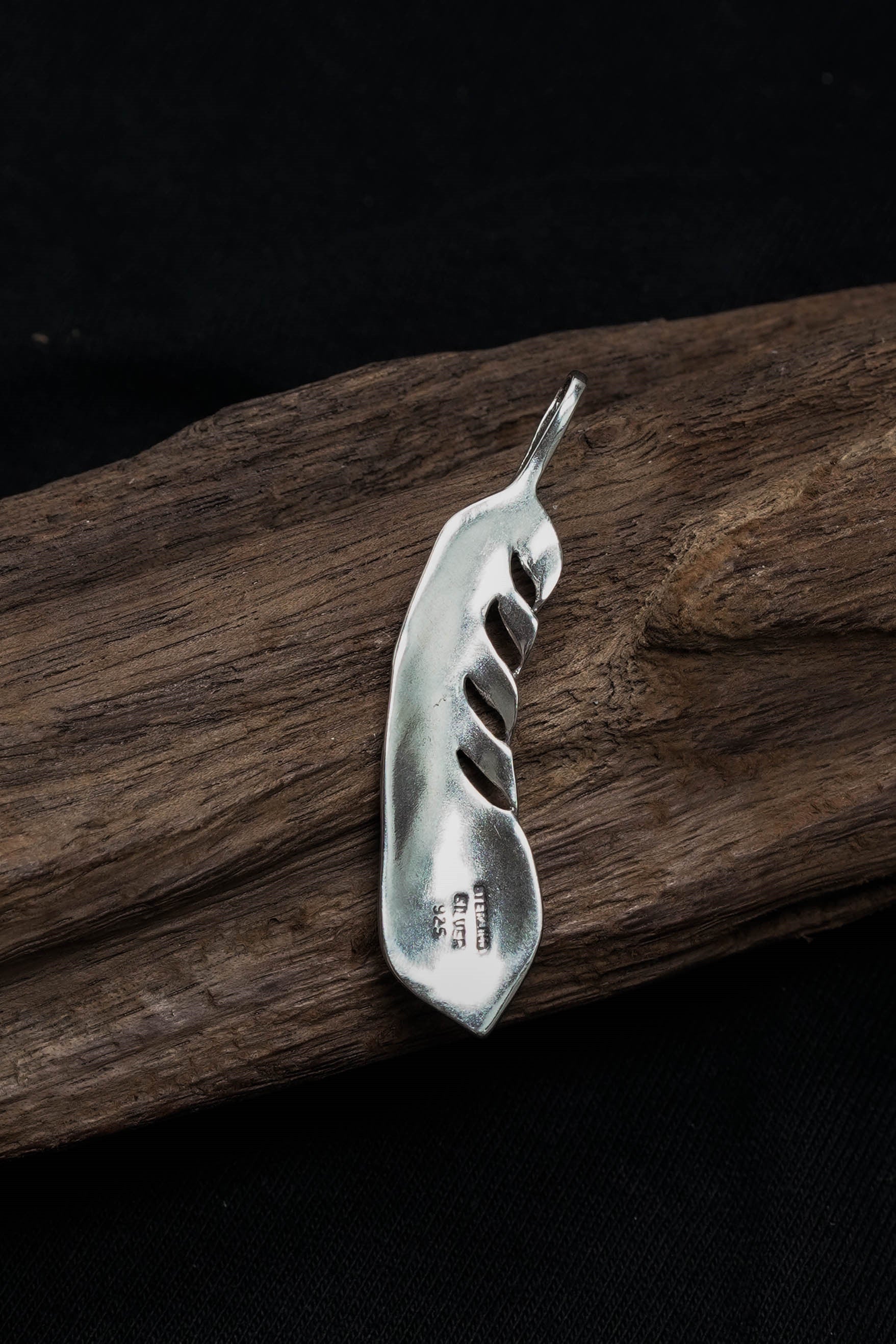 Feather Leaf Retro 925 Silver Goro Takahashi Pendant with Red Turquoise