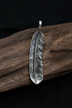 Load image into Gallery viewer, Right Brass Leaf Feather Retro 925 Silver Pendant Japan Takahashi Goro
