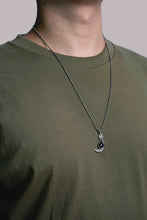 Load image into Gallery viewer, Right Retro 925 Silver Pendant with Black Onyx

