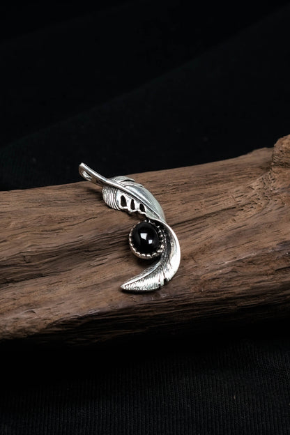 Right Retro 925 Silver Pendant with Black Onyx