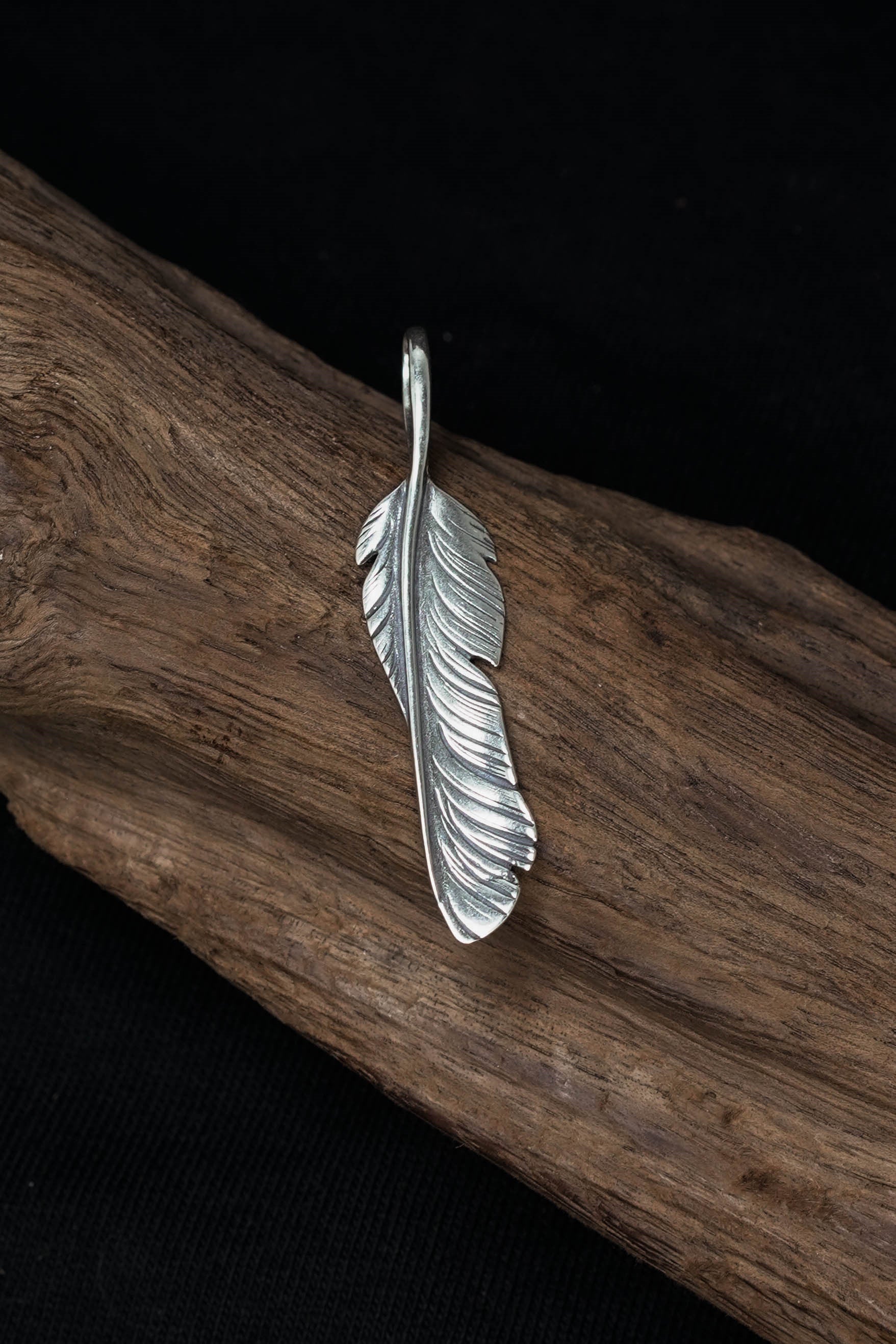 Twisted Leaf Retro 925 Silver Pendant