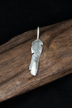 Load image into Gallery viewer, Twisted Leaf Retro 925 Silver Pendant
