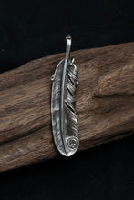 Load image into Gallery viewer, Right Eagle Claw Feather Retro 925 Silver Pendant Japan Takahashi Goro
